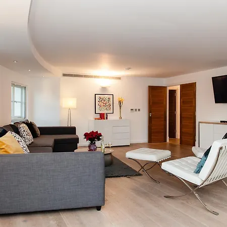 Apartment Clhh Trafalgar Riverside Penthouse London