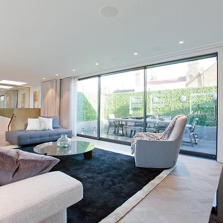 Luxury Royalty Mews