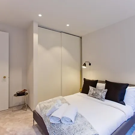 Luxury Royalty Mews
