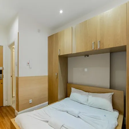 Imperial Court Apartman London