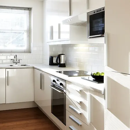 Europa House Aparthotel 4*