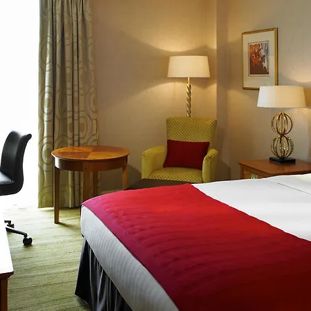 Marriott Kensington 4*
