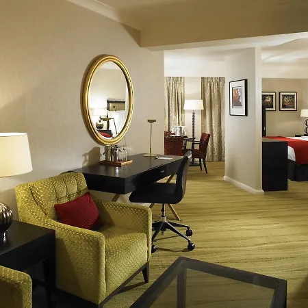 Marriott Kensington 4*