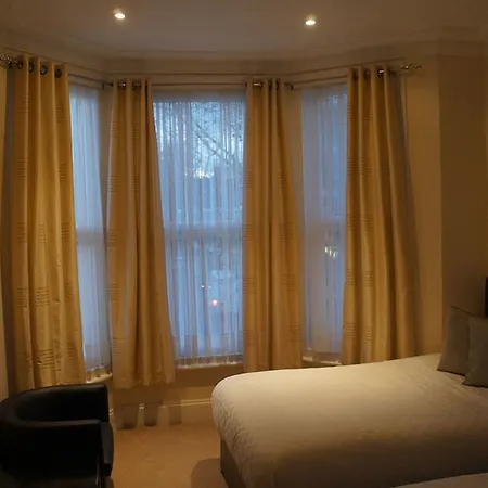 Hotel Pearl 3*