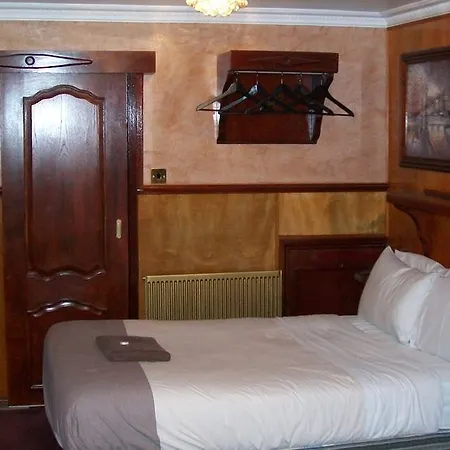 Cricklewood Otel