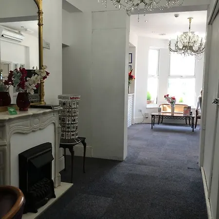 Clapham South Belvedere Hotel