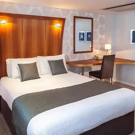 Corus Hyde Park Hotel
