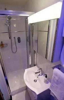 Rhodes 3*