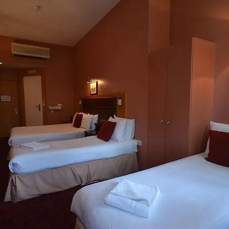 Trebovir Hotell