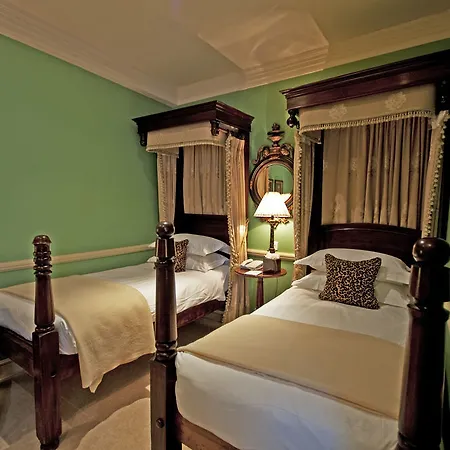 Hotel The Gore - Starhotels Collezione Londra