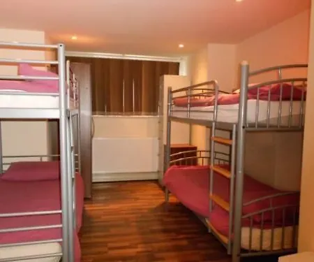 Hotel 247