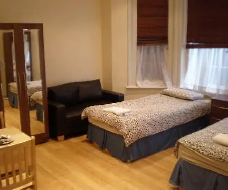 Hotel 247