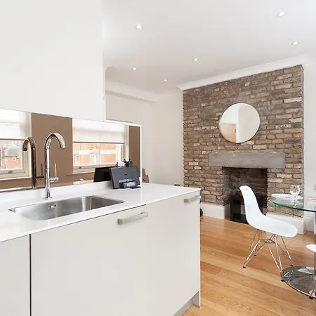 Soho Abode - Piccadilly Circus & Chinatown London