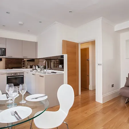 Soho Abode - Piccadilly Circus & Chinatown London