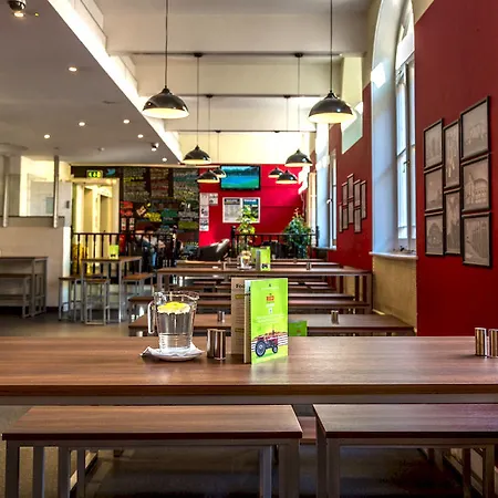 Yha St Paul's Hostel London