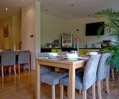 Chumleigh Ltd. 3* Hendon