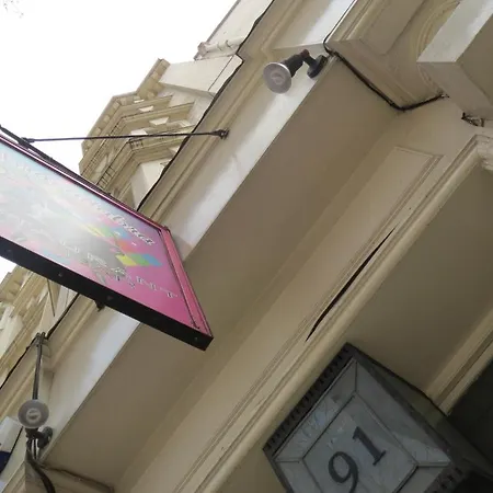 4 Star Piccadilly 2*