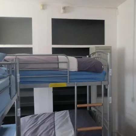 4 Star Piccadilly 2*