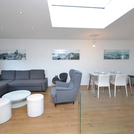 Covent Garden Apartment *