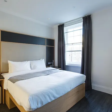 מלון The Z Gloucester Place 3*