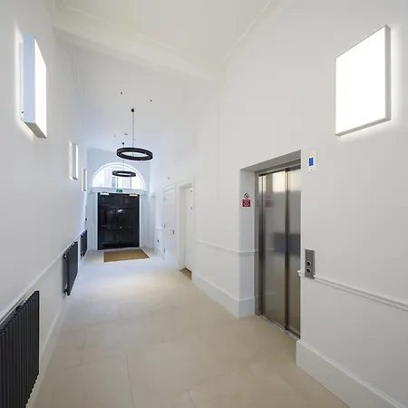The Z Gloucester Place לונדון
