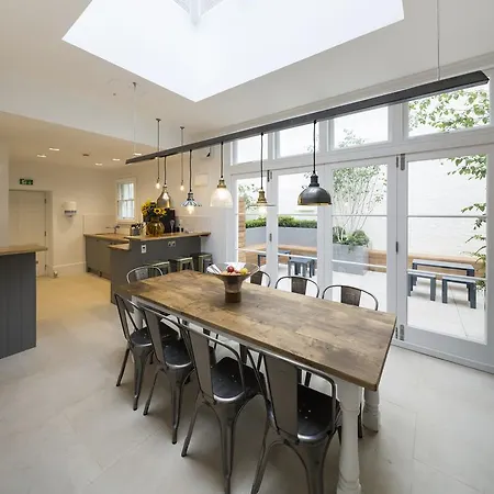 The Z Gloucester Place 3*