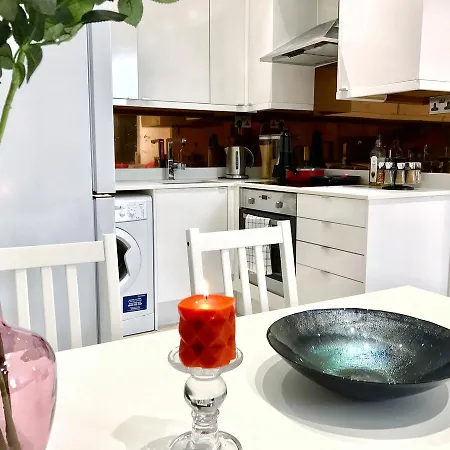 Apartment Harrow London