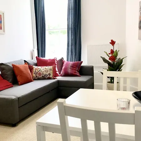 Apartment Harrow
