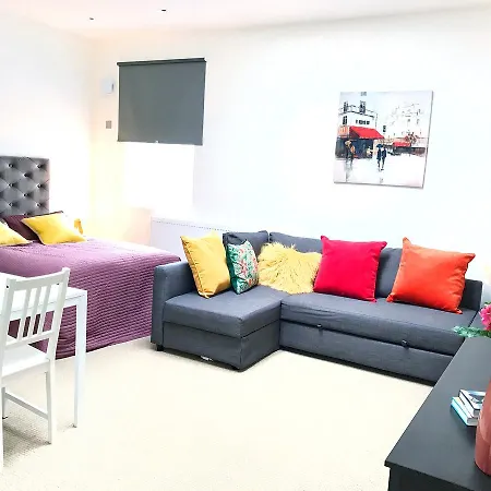 Apartment Harrow London