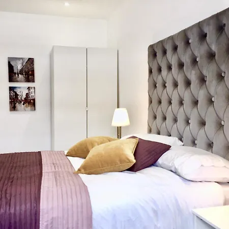Harrow Apartment *