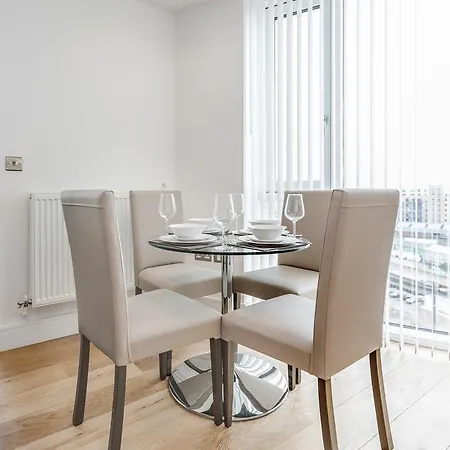 Apartment Luxury Stratford London