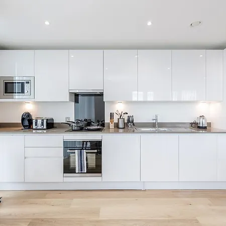 Luxury Stratford *
