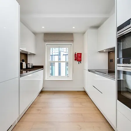 The At Marylebone Lane Apartment *