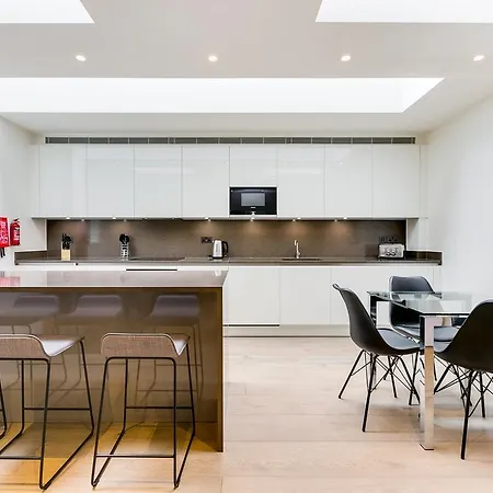 The At Marylebone Lane *