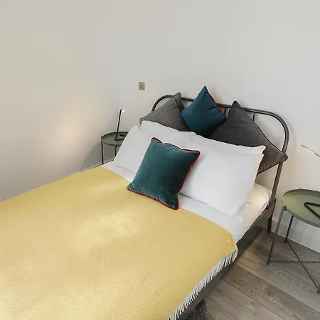 Luxury In Apartment London