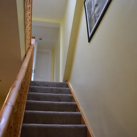 4 Bedroom & 2 Bedroom