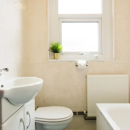 Tavistock Place Bed & Breakfast 3*