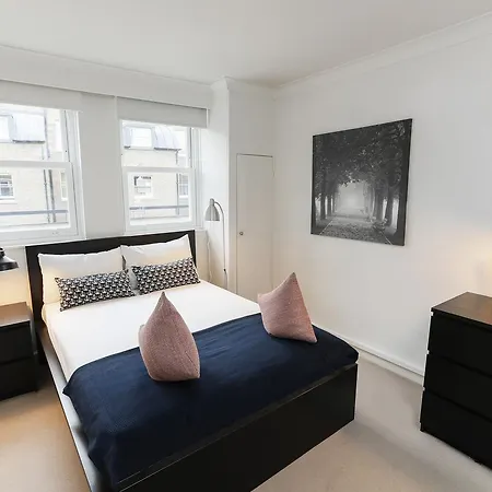 Apartment Hyde Park