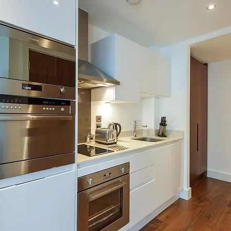 Apartment Protem Lincoln Plaza London