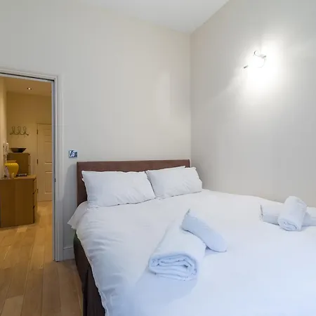 Covent Garden By Austin David Apartment London