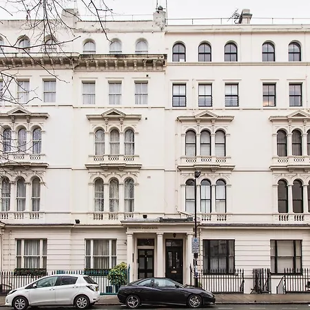 Hotel Kensington Gardens 2*