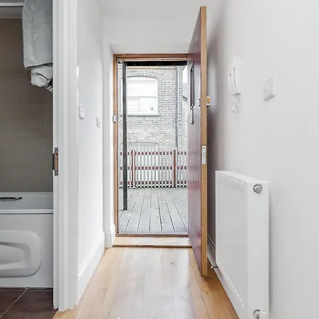 Eye Flats Apartment