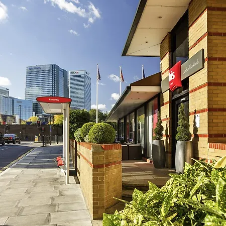 Ibis Docklands Canary Wharf