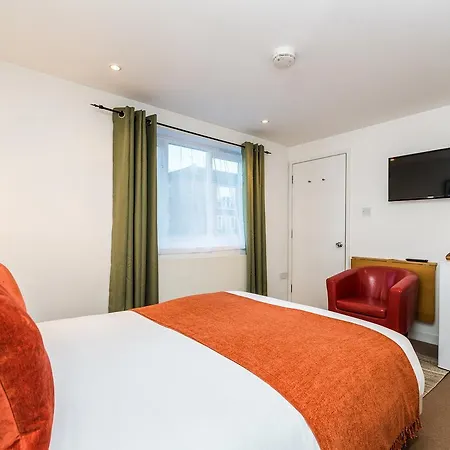 Pensionat Riverbank Stay *