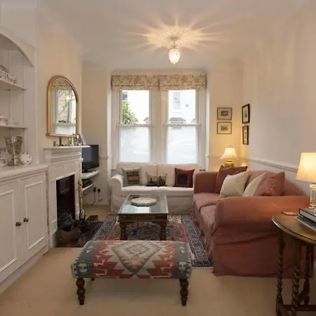Veeve House Ashlone Road Putney 4* Лондон