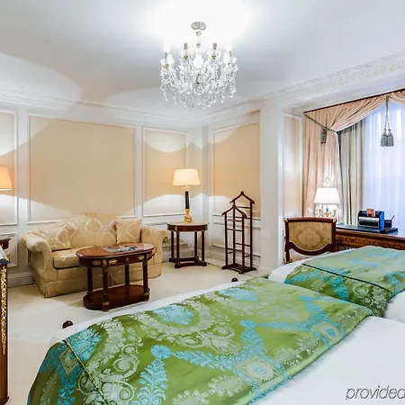Hotel Bentley 5*
