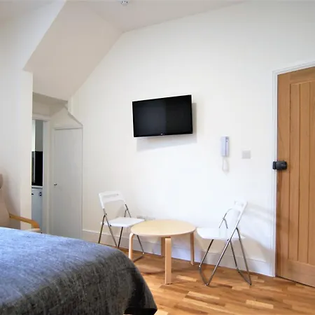 Apartment Ifield Road By Mayfair