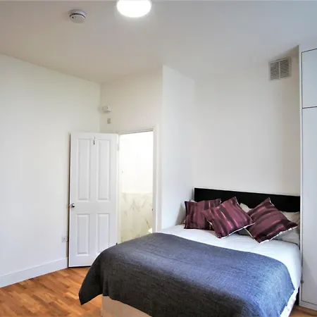 Ifield Road By Mayfair *