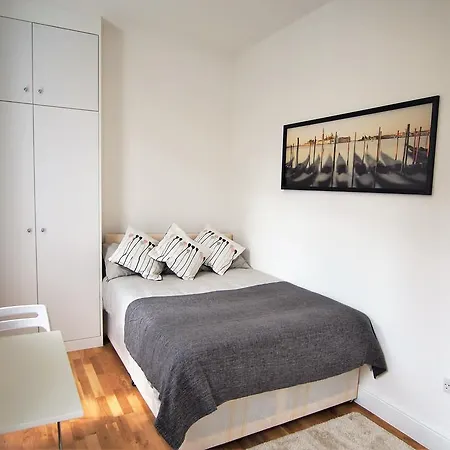 Ifield Road By Mayfair Apartment *