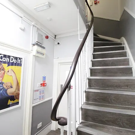 Hostel Smart Hyde Park London